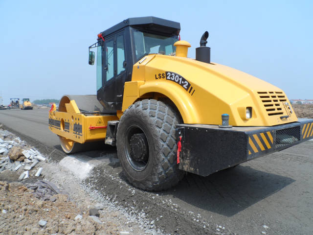 黄金窗口期打好开篇硬仗！青岛公路春季精养提质行动全面发力(图1)