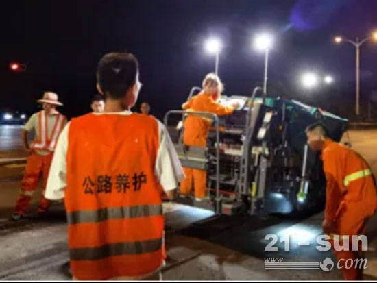1123压路机辛勤劳动的建设路面亲子动画第2019-11-08期-少儿在线观看(图1)